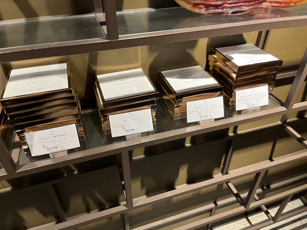 タブレットチャイナの中身