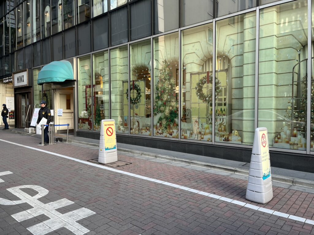 キルフェボン店舗の外観を撮影した写真。