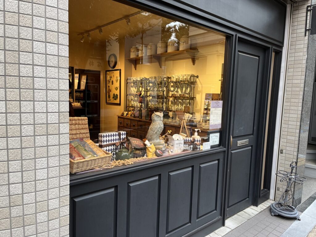 清澄白河のTEAPOND本店の外観